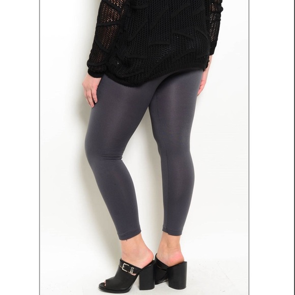Plus Size Charcoal Fleece Leggings - Picture 2 of 2